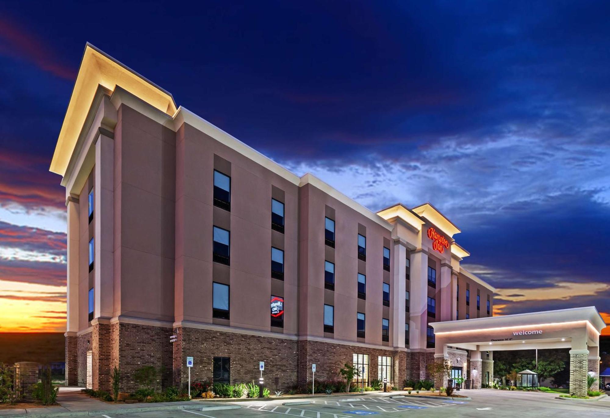 Hotel Hampton